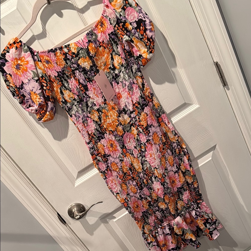 Floral Puff Sleeve Dress Sz M NWT